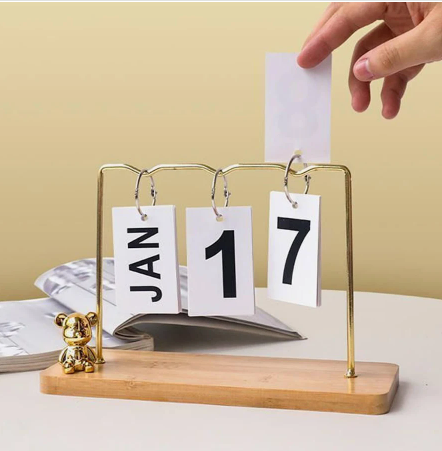 Wooden Flip Desk Calendar